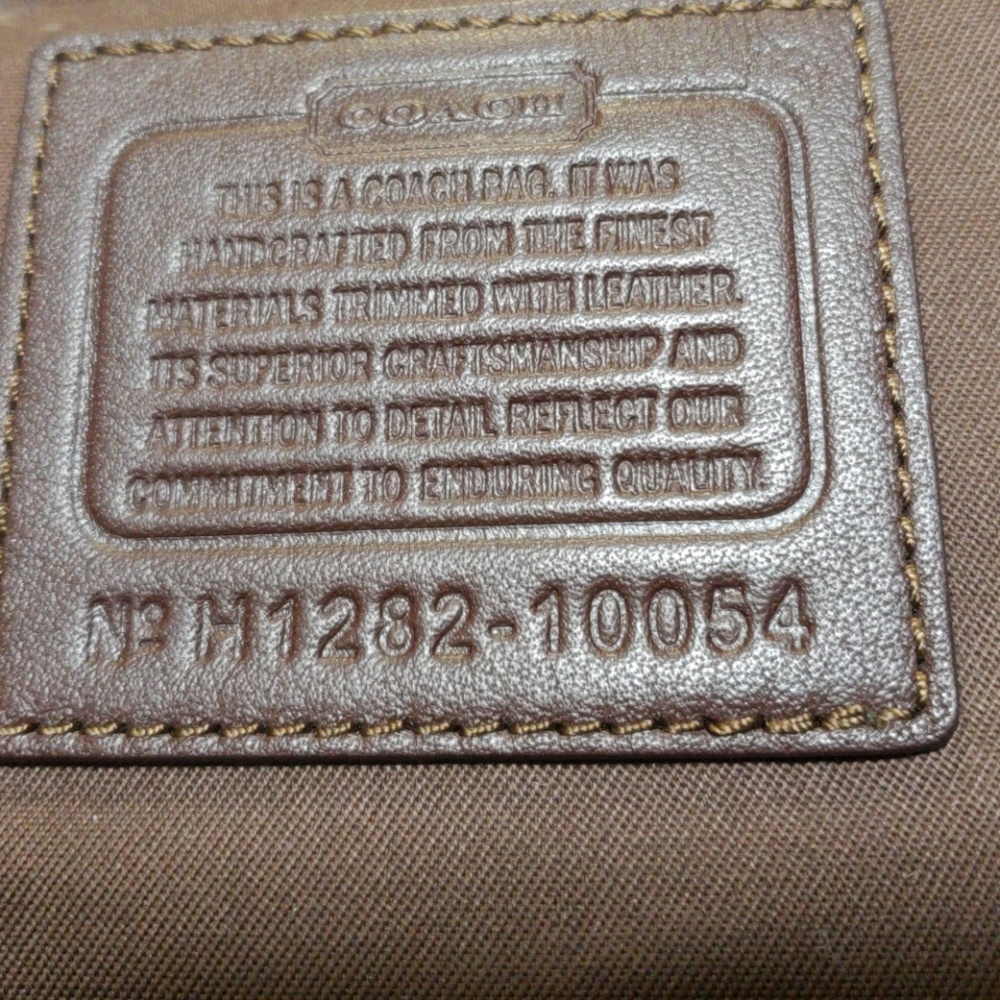 COACH hamptons signature weekend purse bag tote - Picture 3 of 7